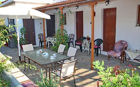 Armonia Guesthouse